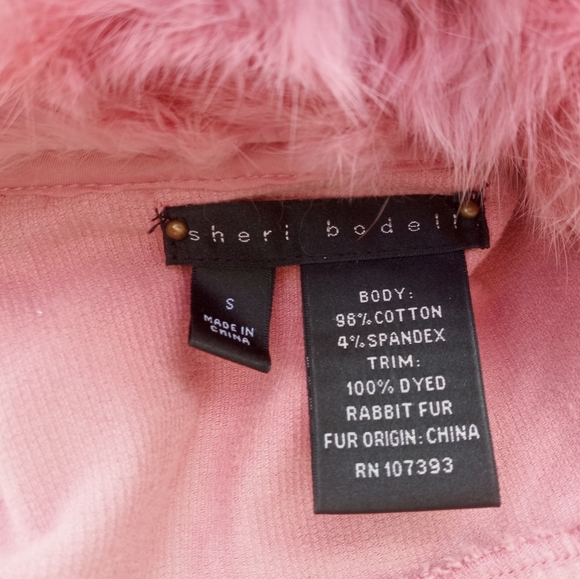 Cropped Rabbit Jacket - Picture 7 of 7